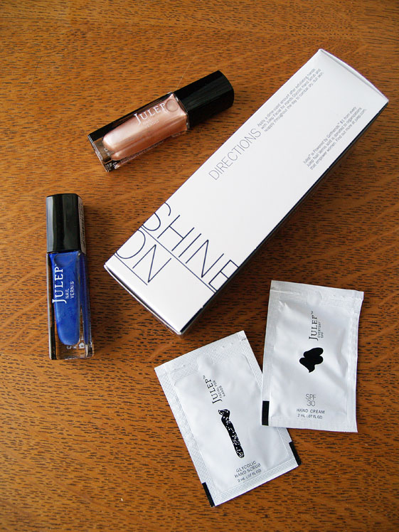 What is in a Julep Maven program package?