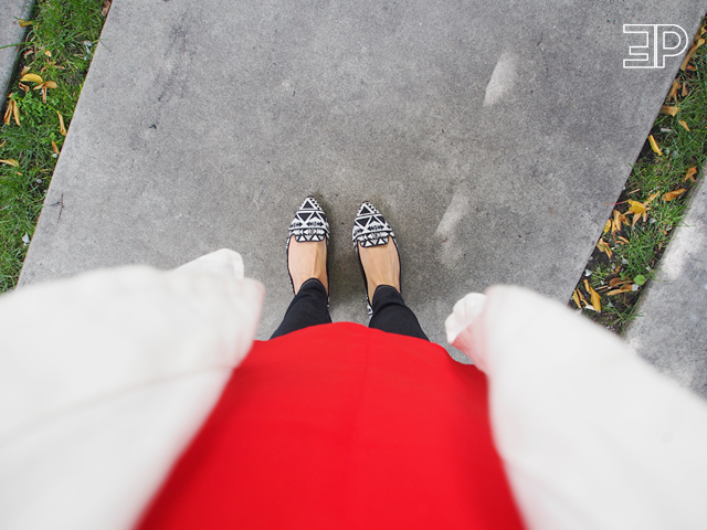 take your ballet flat to the next level with a smoking loafer thats got a pointy toe and a fun tribal print. A perfect casual weekend style essential! - via The Emerald Palate