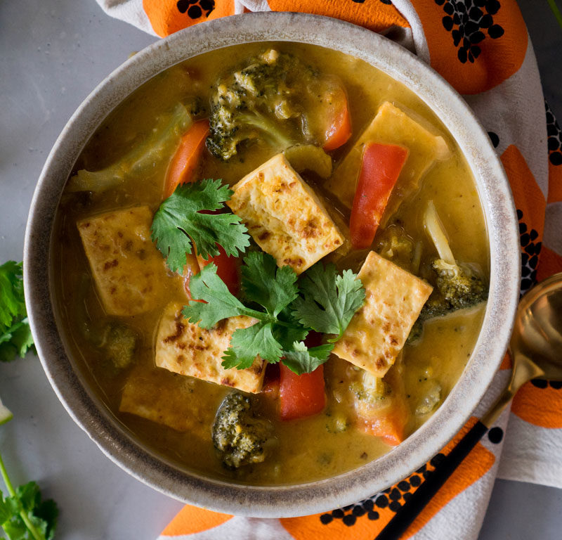 homemade pumpkin curry with tofu, the best vegetarian curry ever!