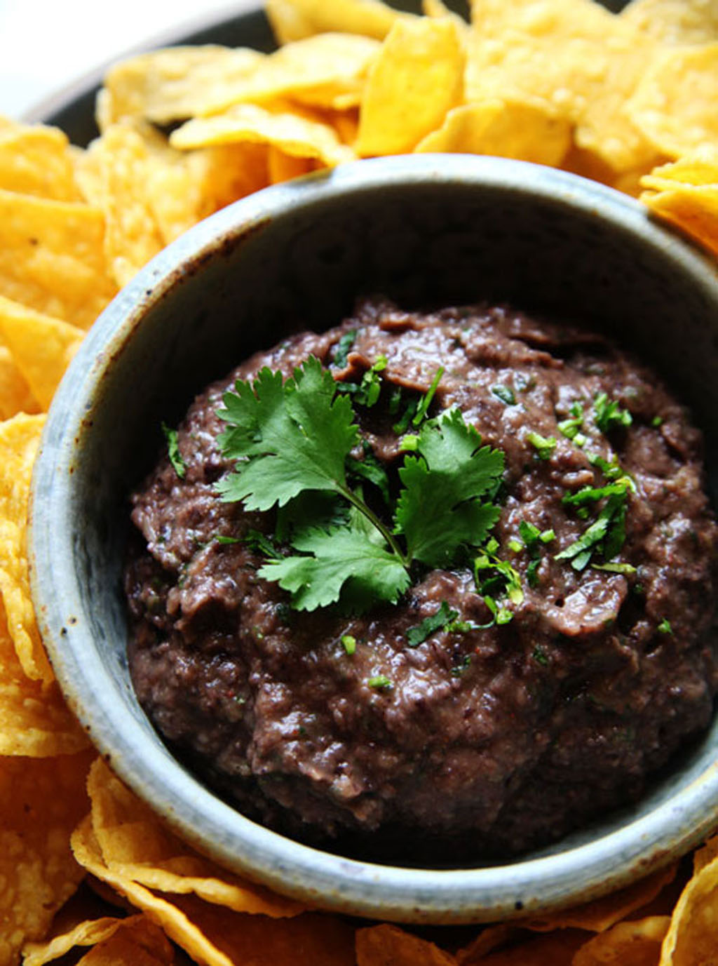 spicy black bean dip, a healthy Super Bowl recipe