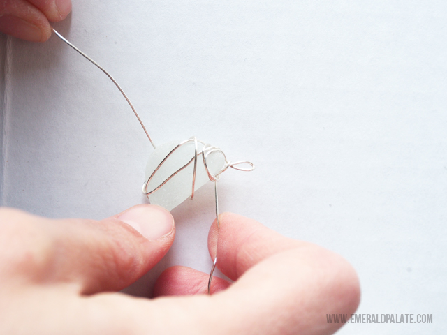 Make your own DIY necklace using just wire and sea glass. A great Mothers Day gift!