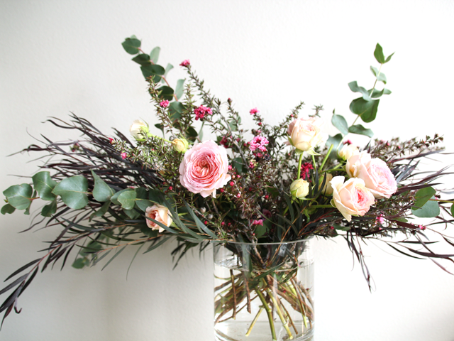 Interview with Sarah of The Stemmery | These beautiful flowers are from The Stemmery, a Seattle-based flower subscription service that hand delivers beautiful bouquets on a regular basis.