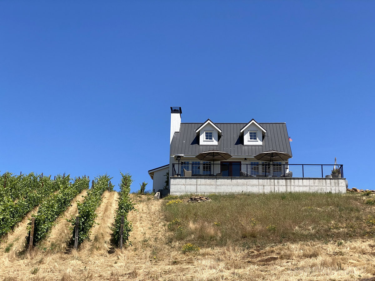 one of the best wineries in Willamette Valley perched on a hill