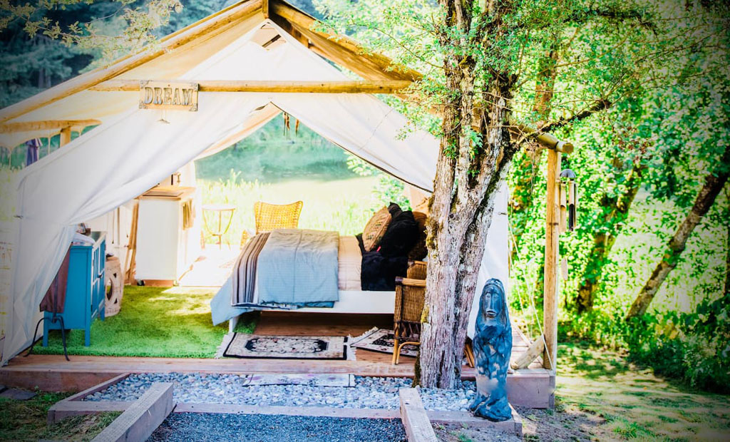 luxury glamping tent in Oregon Wine Country The Forest Oasis