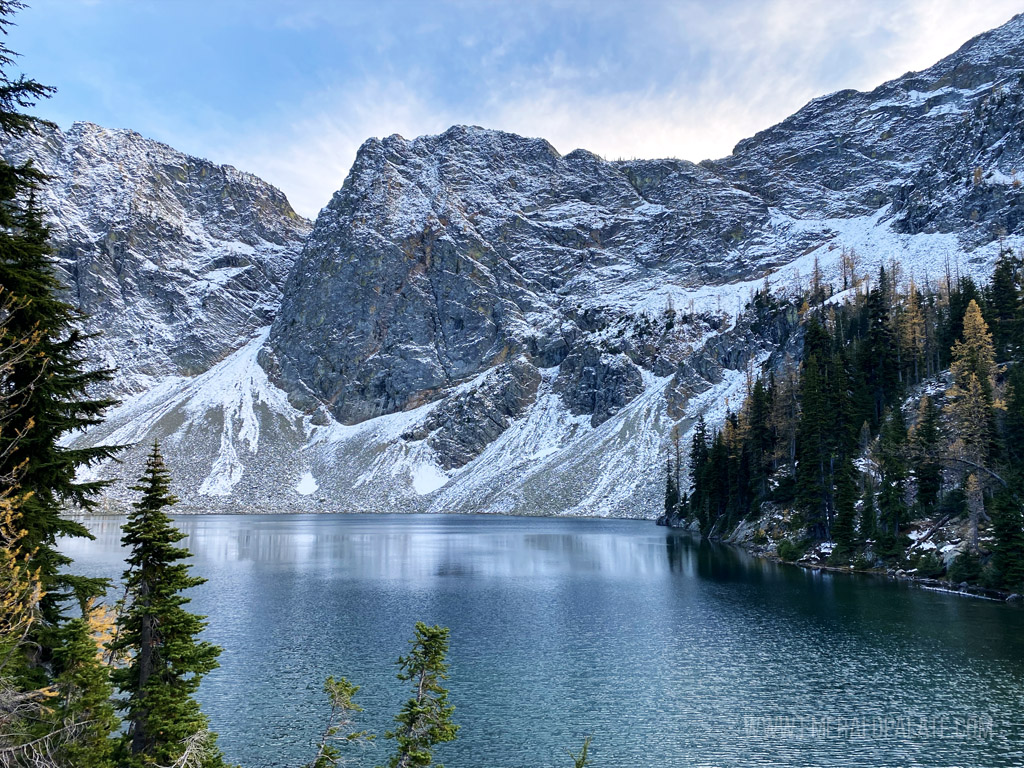 view of Blue Lake, one of the easiest larch hikes