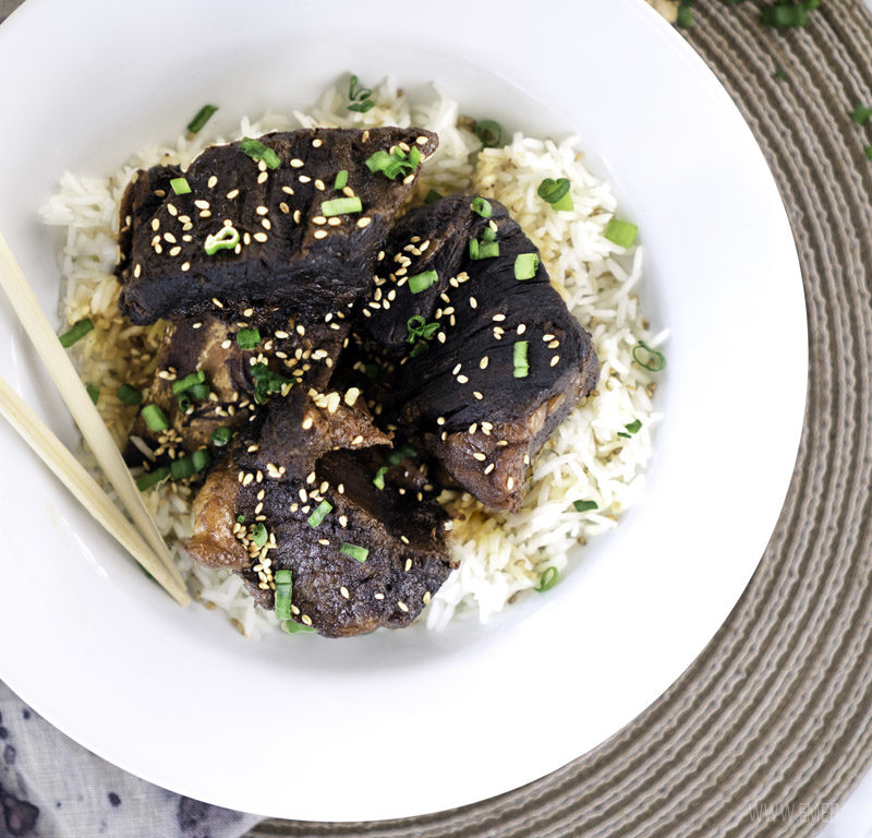 A Finger-Licking Good, Slow Cooker Asian Short Ribs Recipe