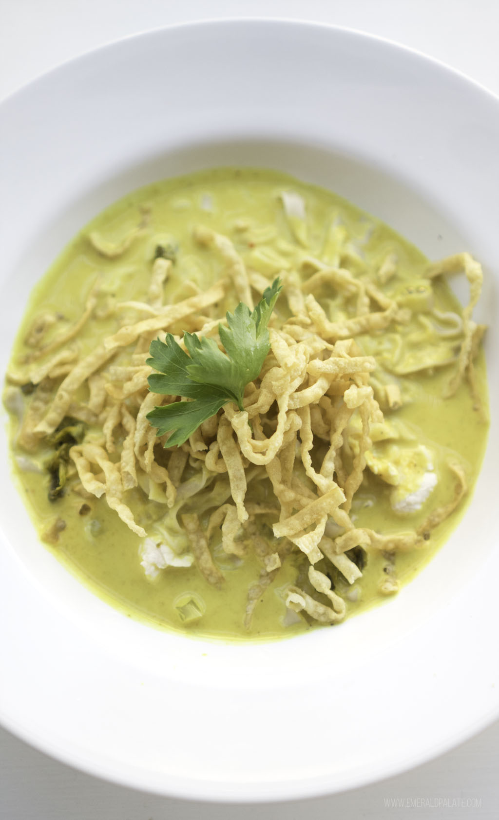 close up of khao soi soup from a top place for Thai food in Seattle