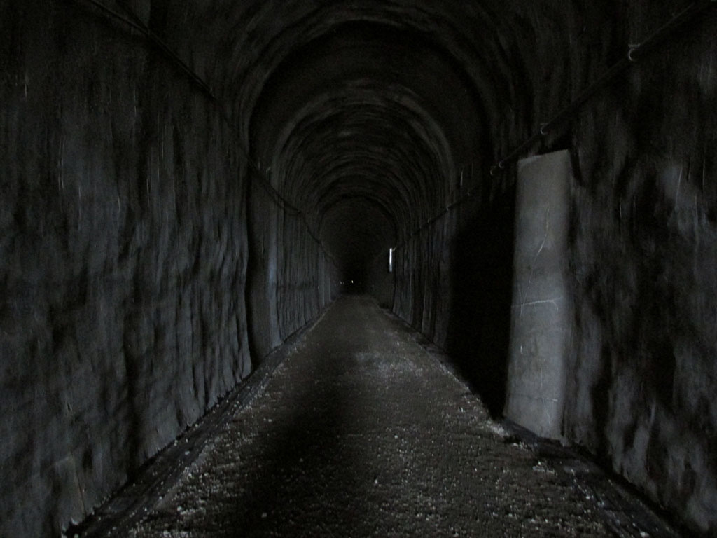 dark tunnel hike near Seattle