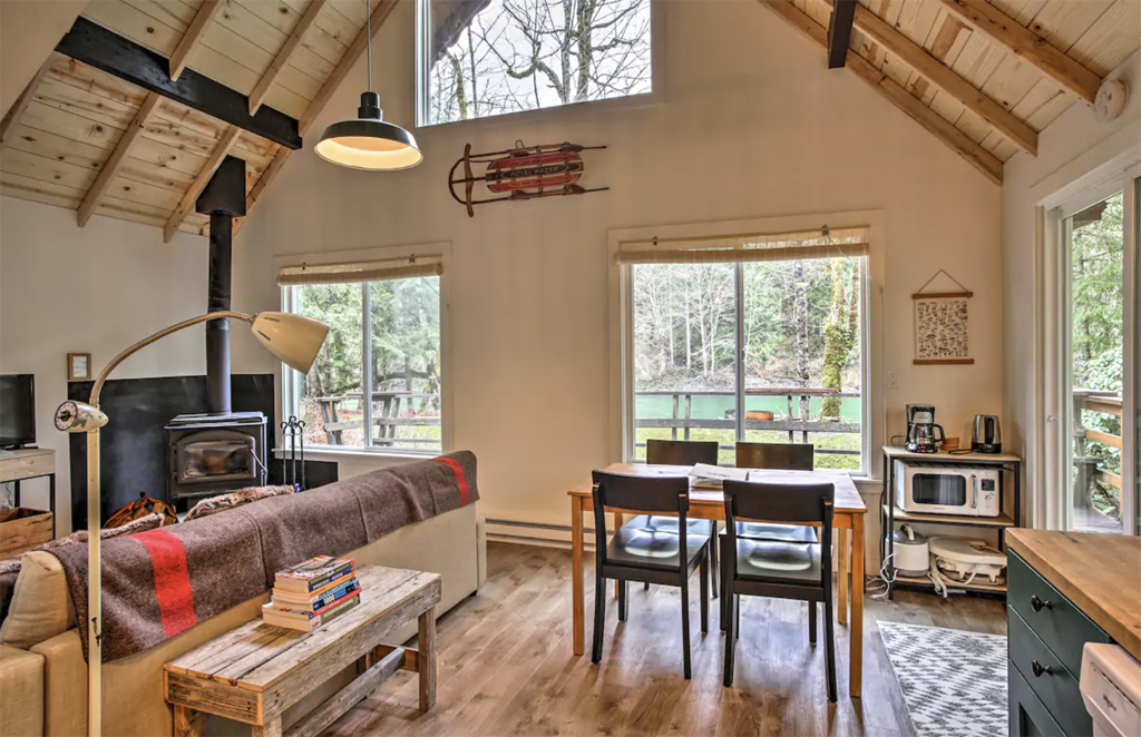 inside one of the best cabins in Washington state