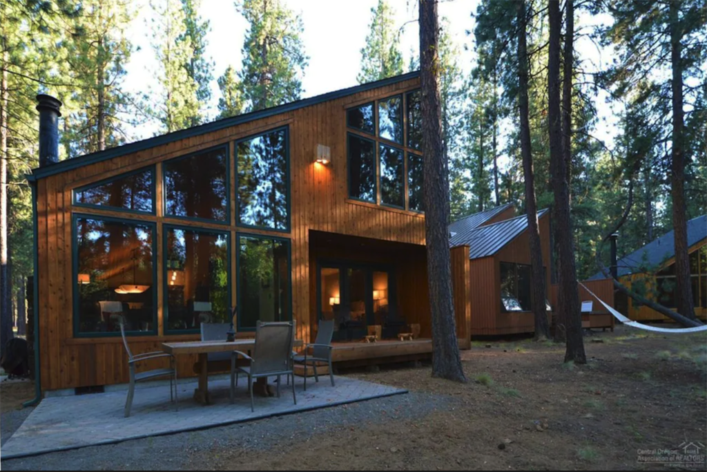 modern Oregon cabin with a lot of windows