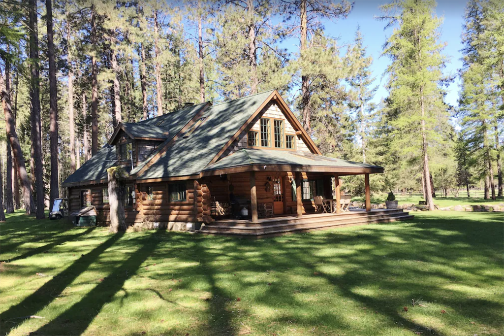 log cabin in Oregon