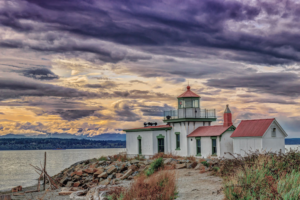 Discovery Park, one of the best places to take pictures in Seattle