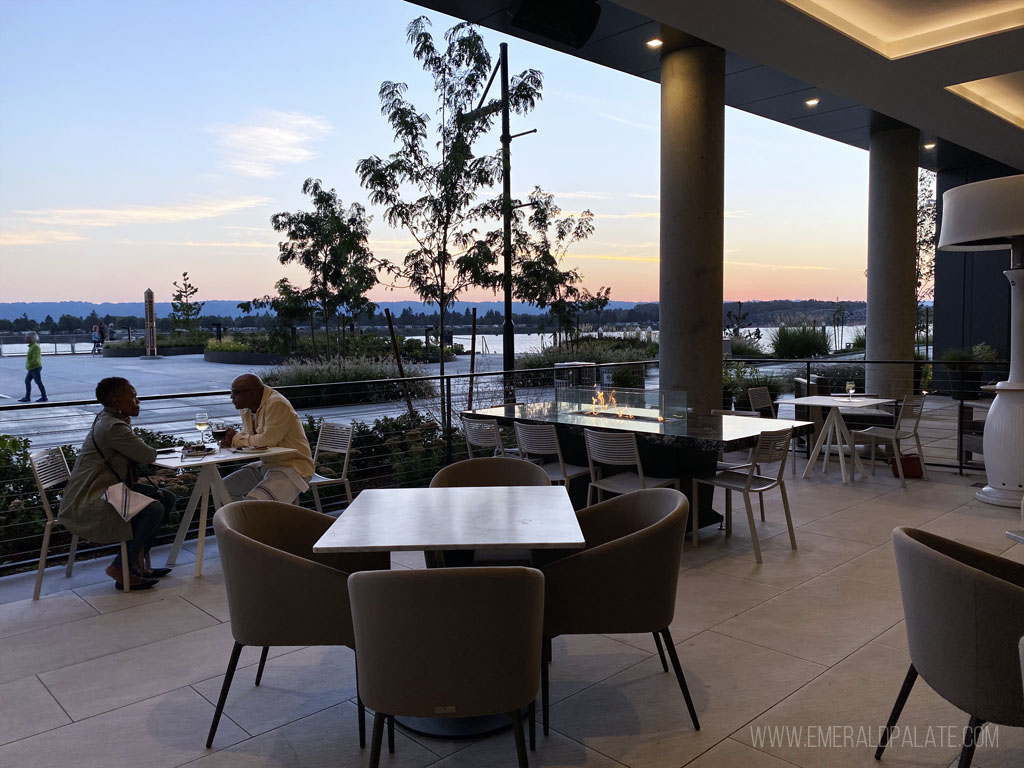 outdoor cocktail bar at sunset, one of the best things to do in Vancouver WA