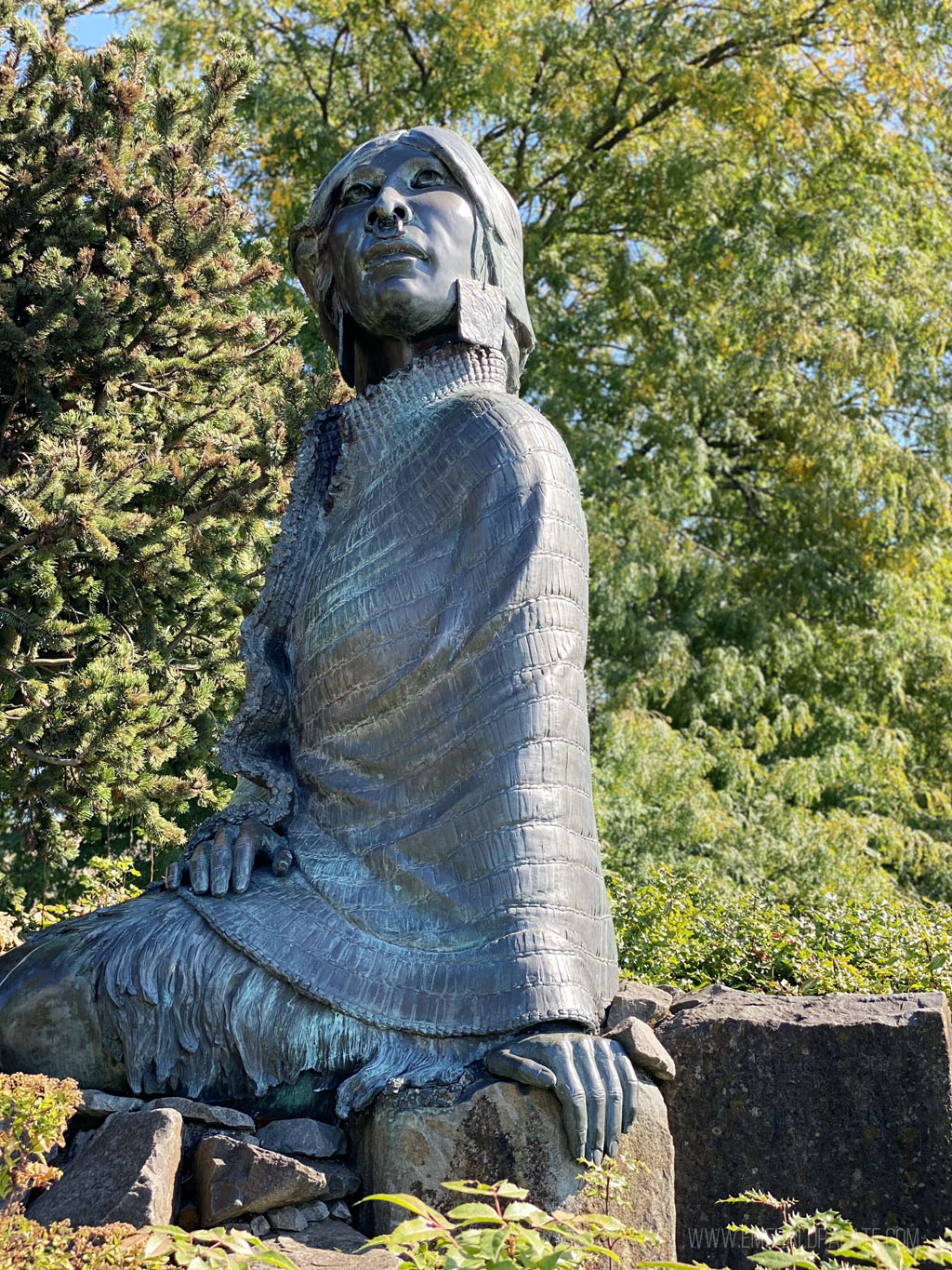 statue of an Indigenous woman in Vancouver, WA