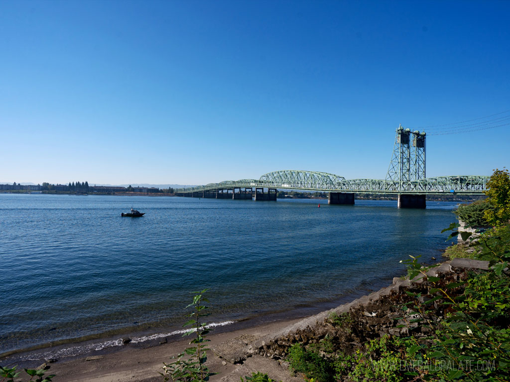 view of the bridge spanning Oregon and Washington states
