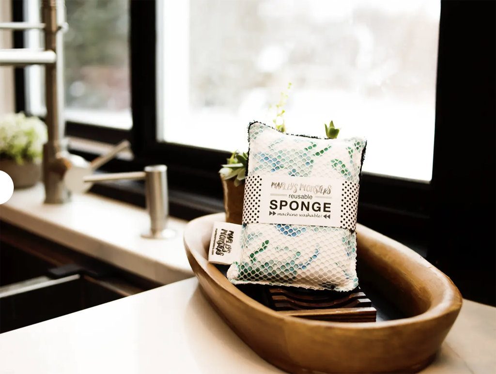 reusuable sponge, an eco-friendly product from a company that makes some of the best made in Oregon gifts