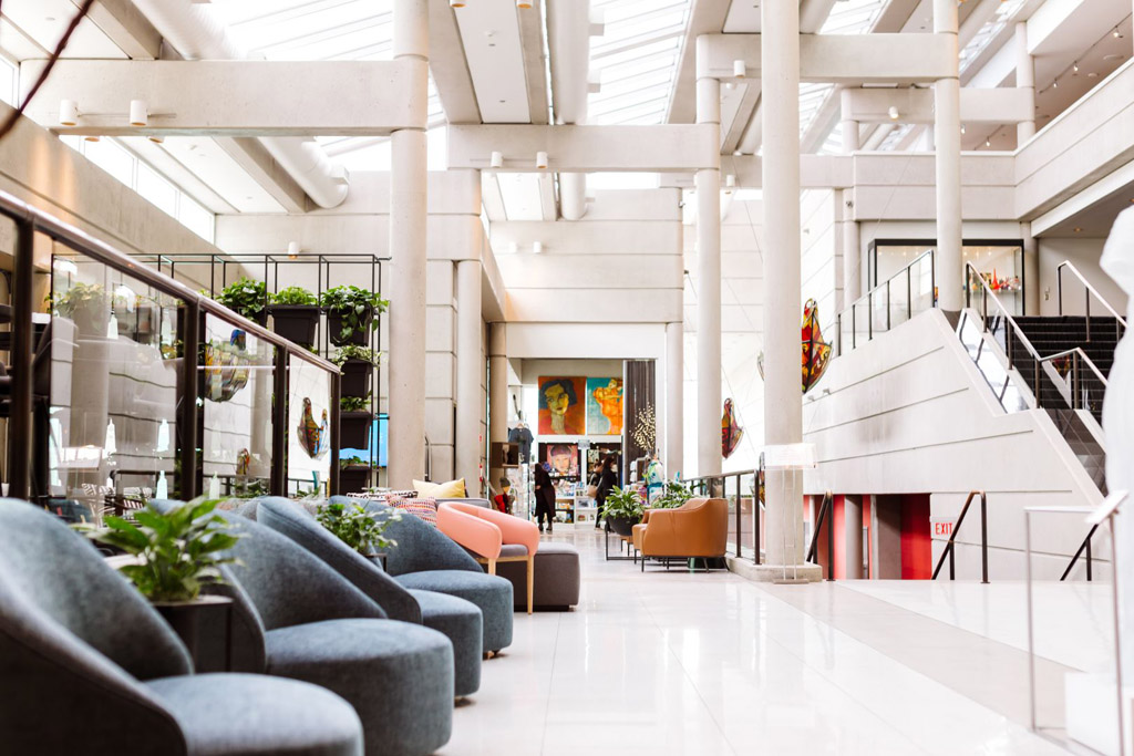 lobby of a bright white pet friendly hotels in Washington