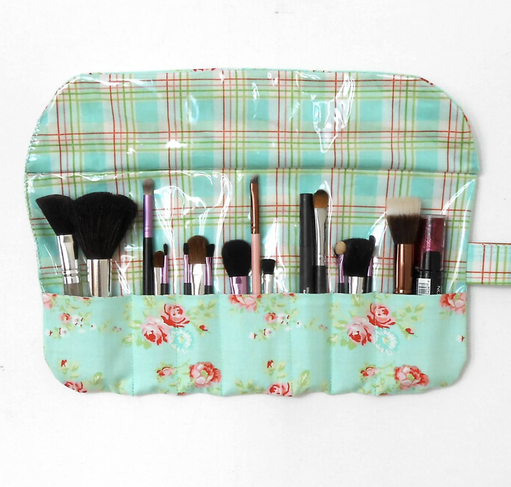 floral and plaid cosmetic brush travel bag roll