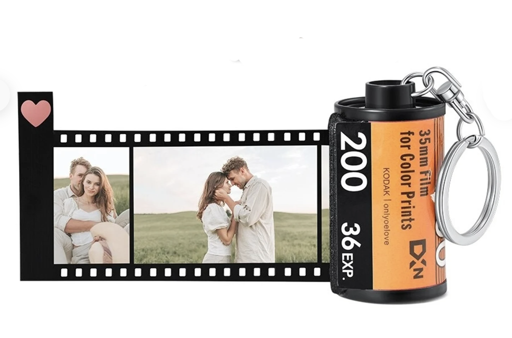 keychain photo roll, a unique travel gift