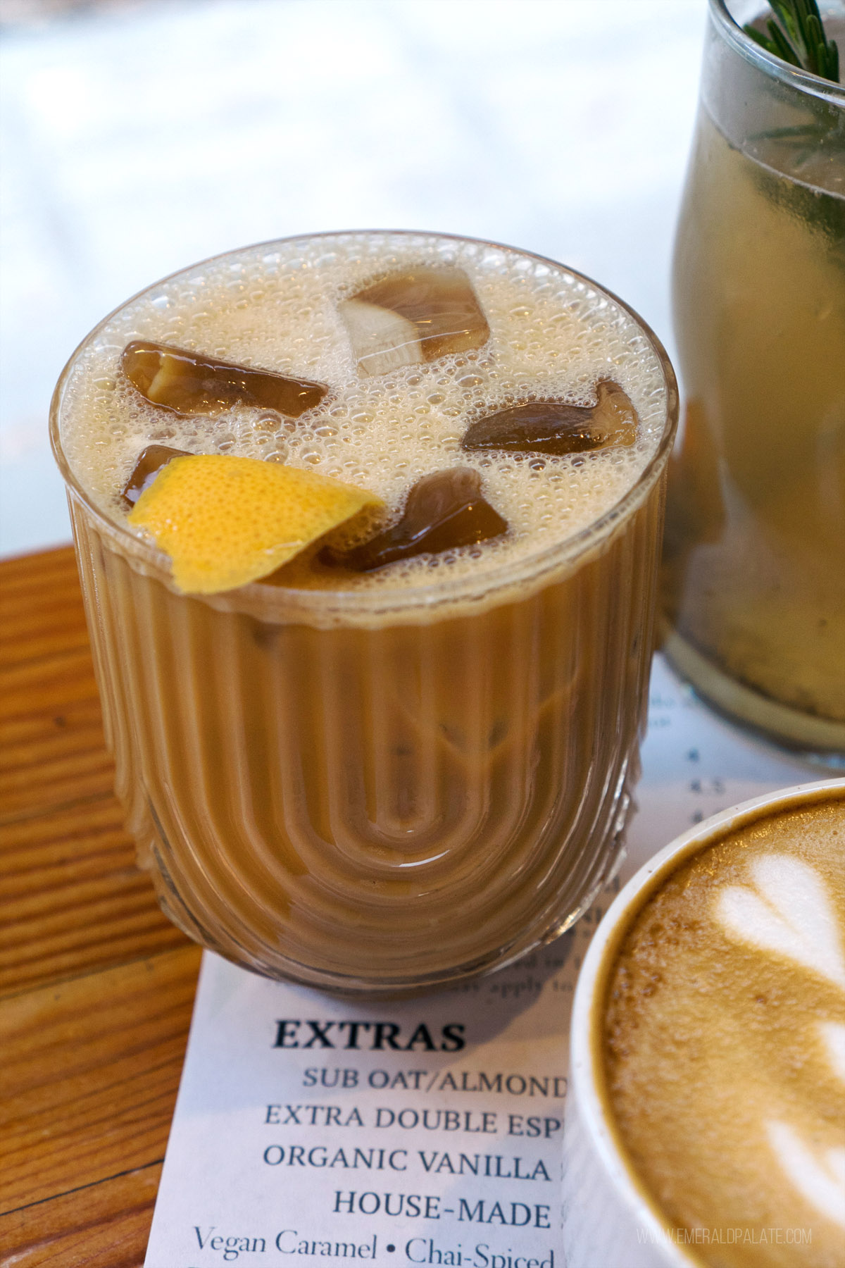 coffee drink that looks like a cocktail