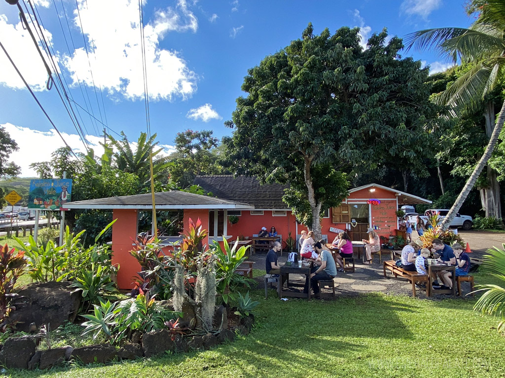 roadside smoothie shack in Kauai