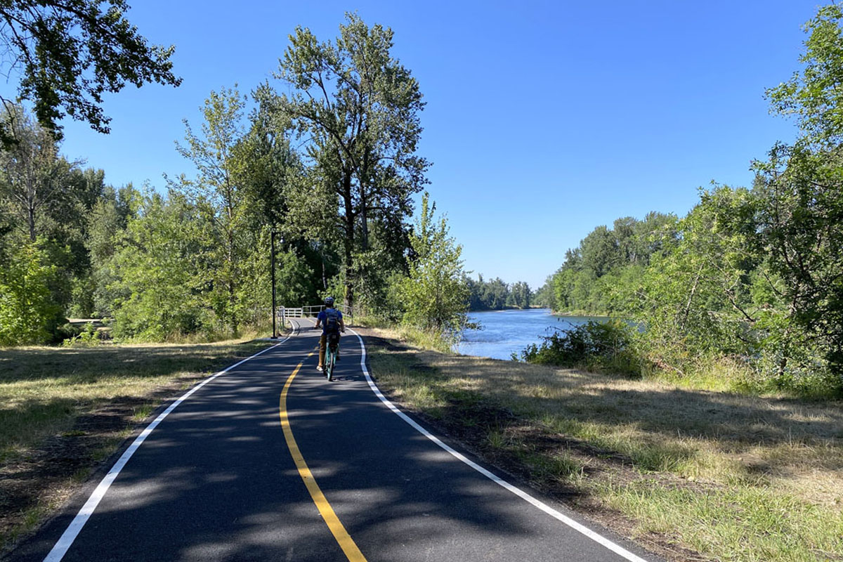 biking, one of the most fun things to do in Eugene, Oregon