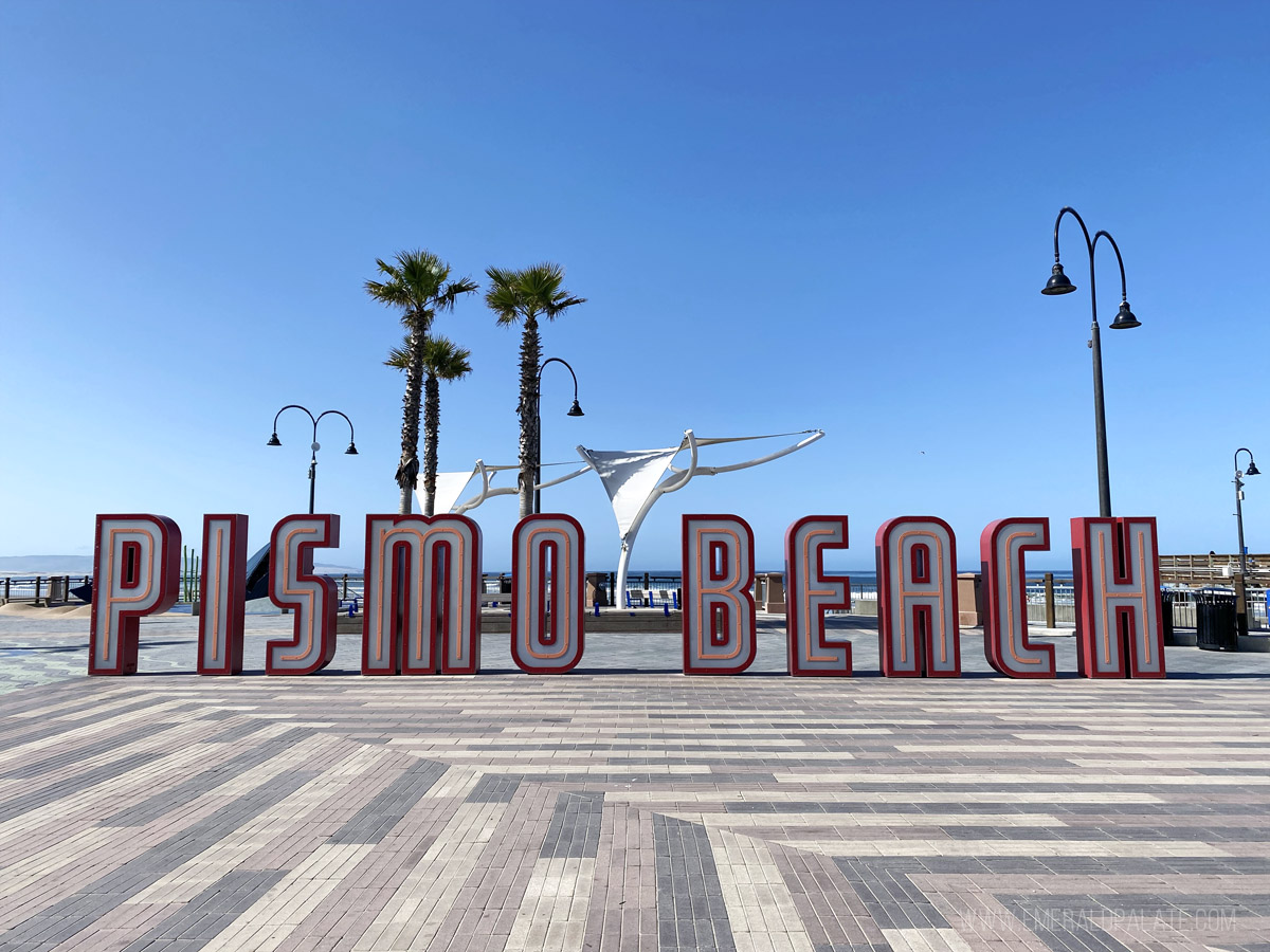 famous Pismo Beach sign