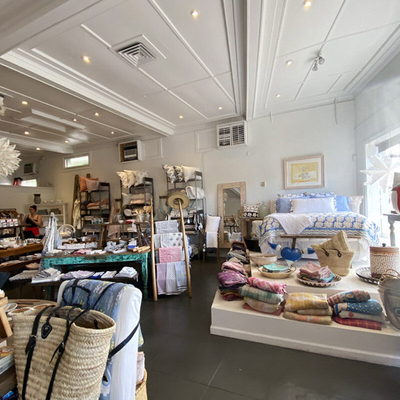 Best Shopping in Maui for Local Gifts & Fashion