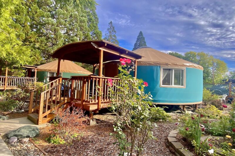 The Best Glamping in Oregon Wine Country | The Emerald Palate