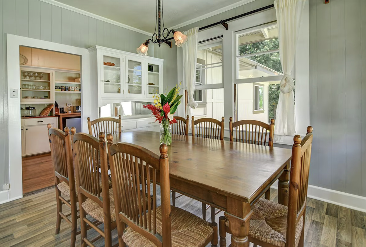 historic farmhouse vacation rental in Hawaii