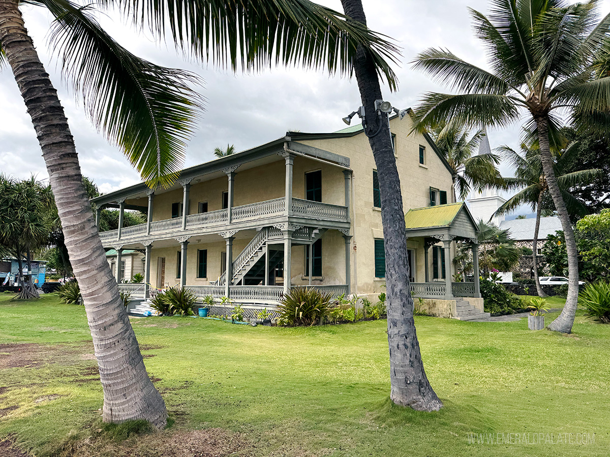 Hulihe'e Palace in Kona, one of the best things to do on the Big Island in Hawaii