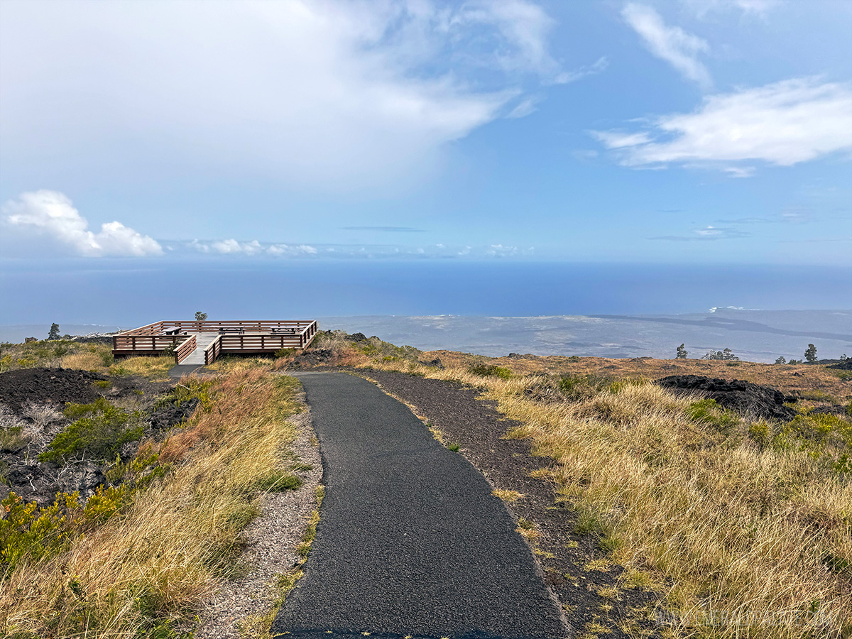 viewpoint on Crater Rim Road in Hawaii Volcanoes National Park