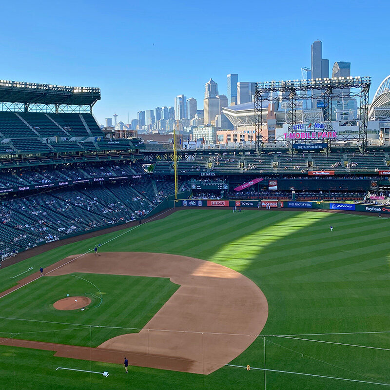 Best Food at T-Mobile Park in Seattle According to a Local