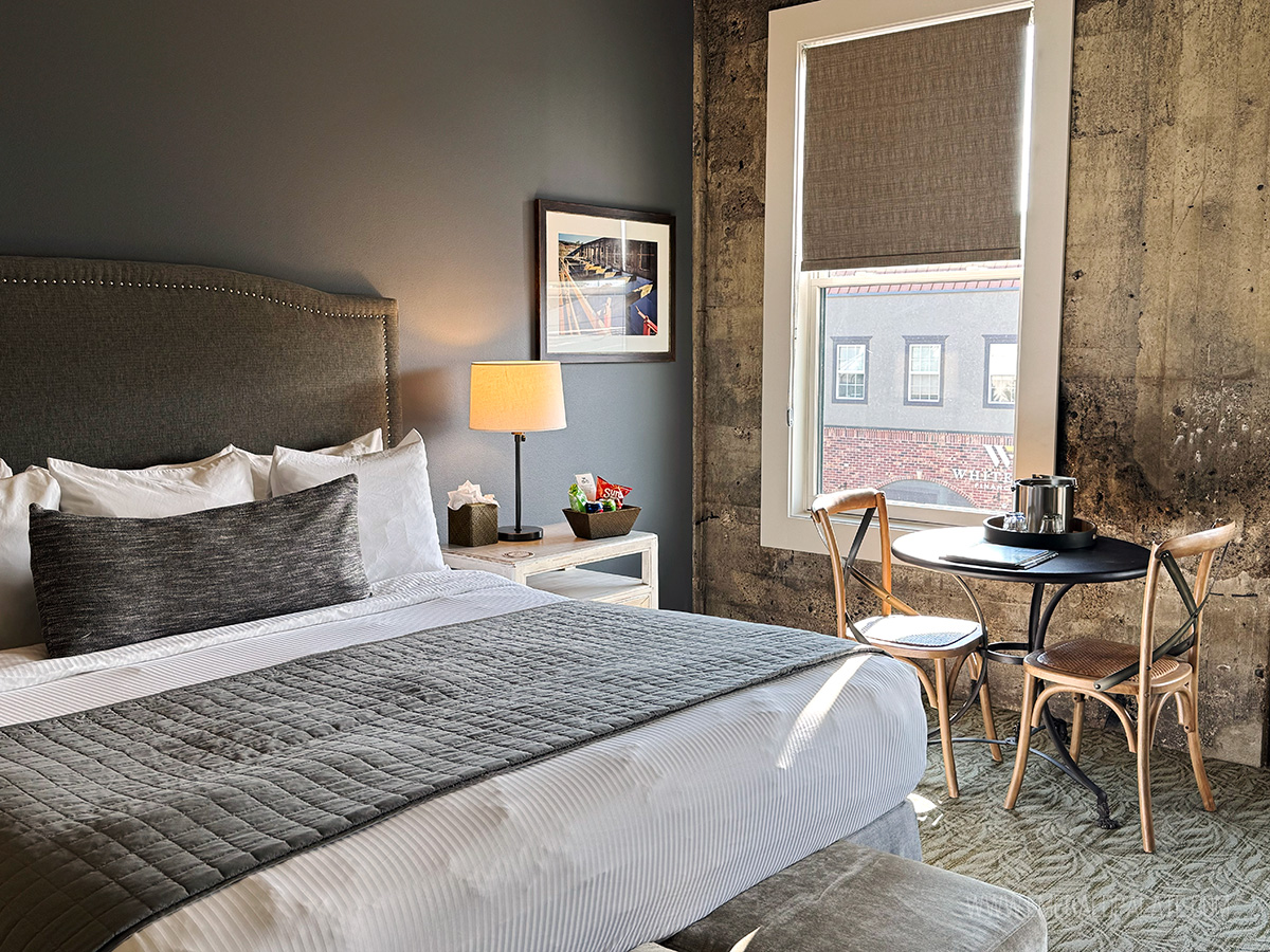 room at The Inn at Lynden