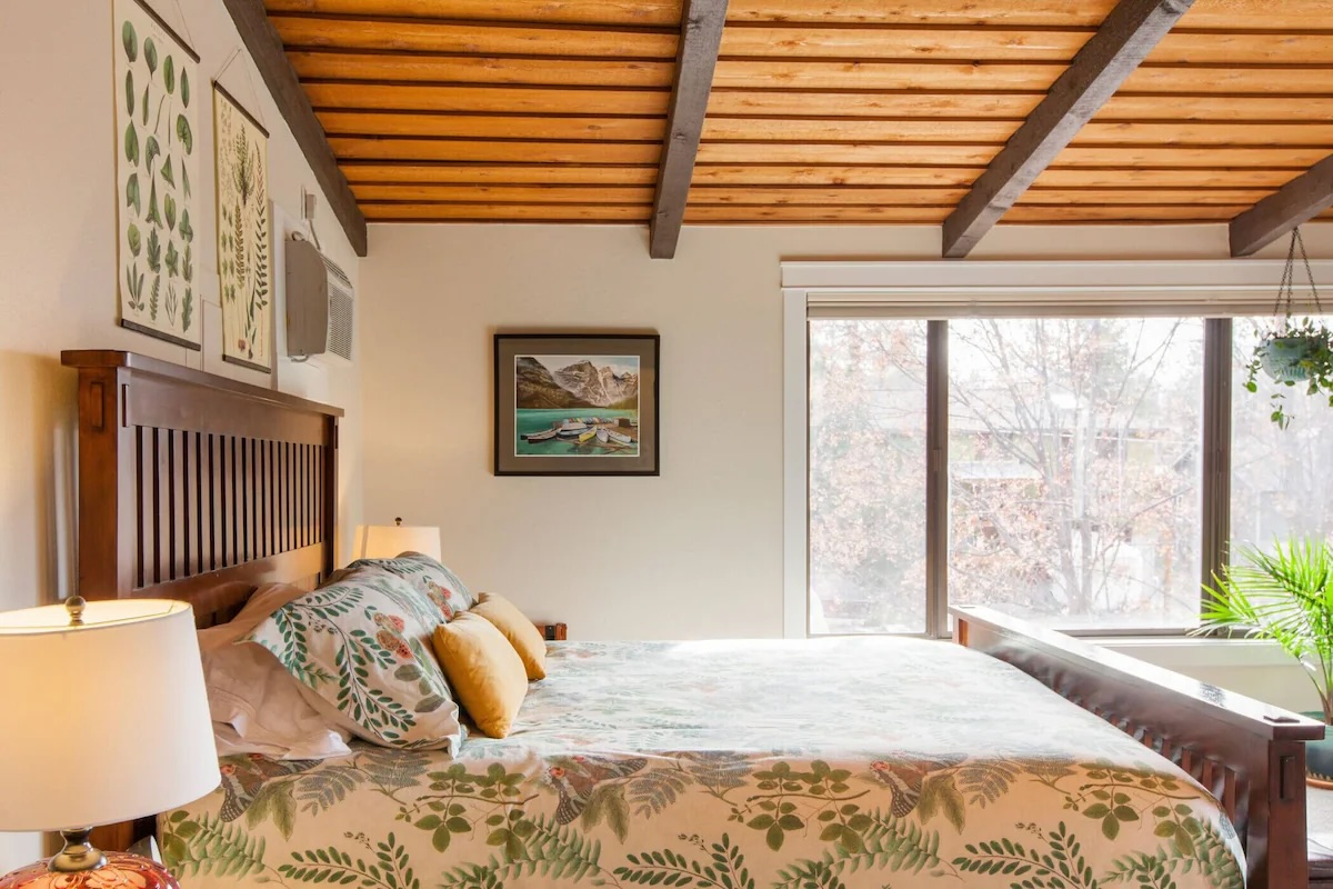 Bedroom of a vacation rental Bedroom of a vacation rental in Bend Oregon
