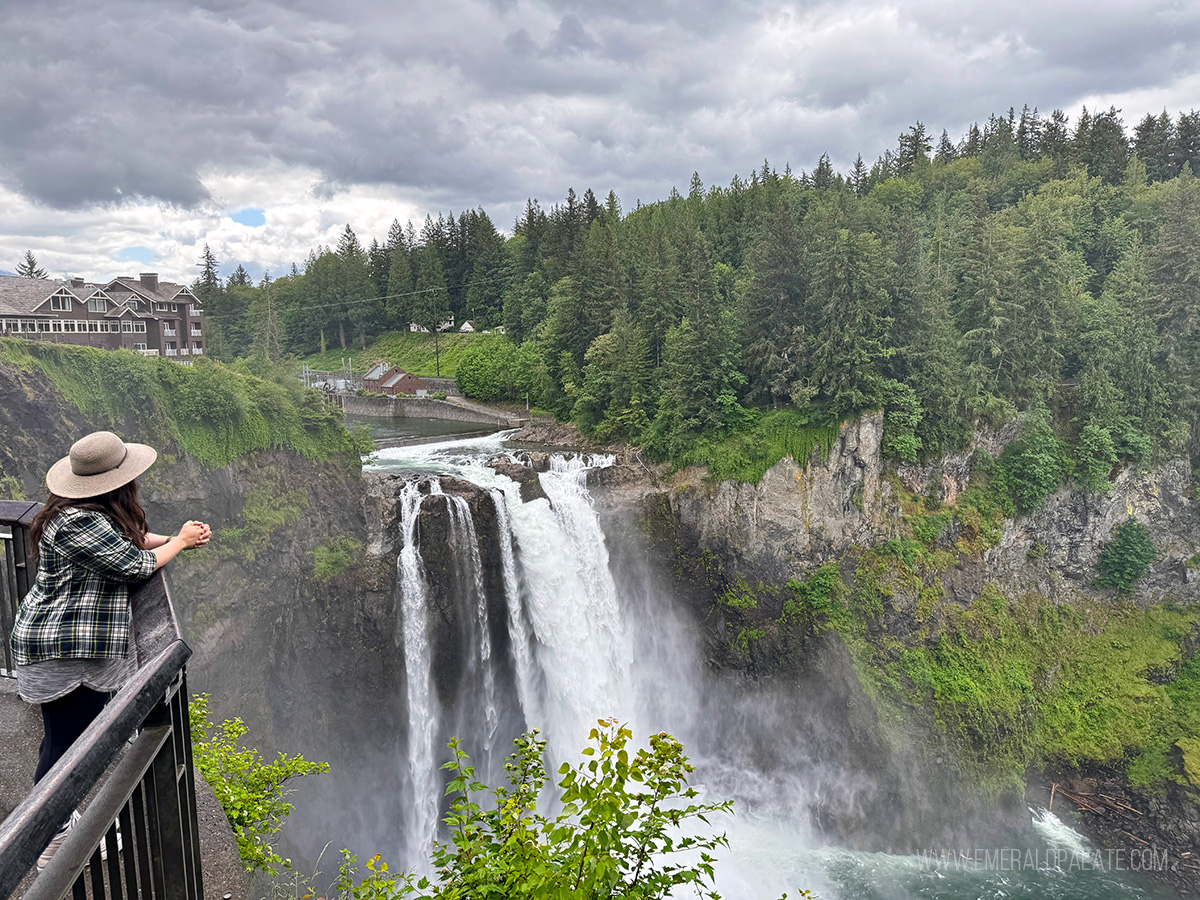 woman overlooking Snoqualmie Falls