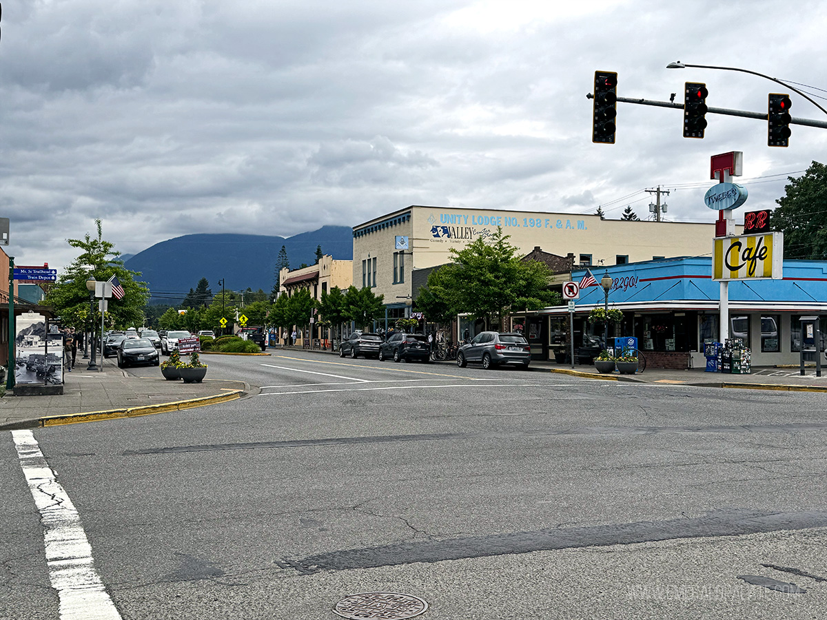 downtown North Bend, one of the cutest small towns in WA