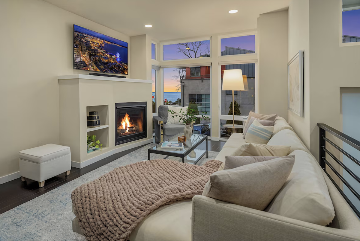 Alki Beach townhome