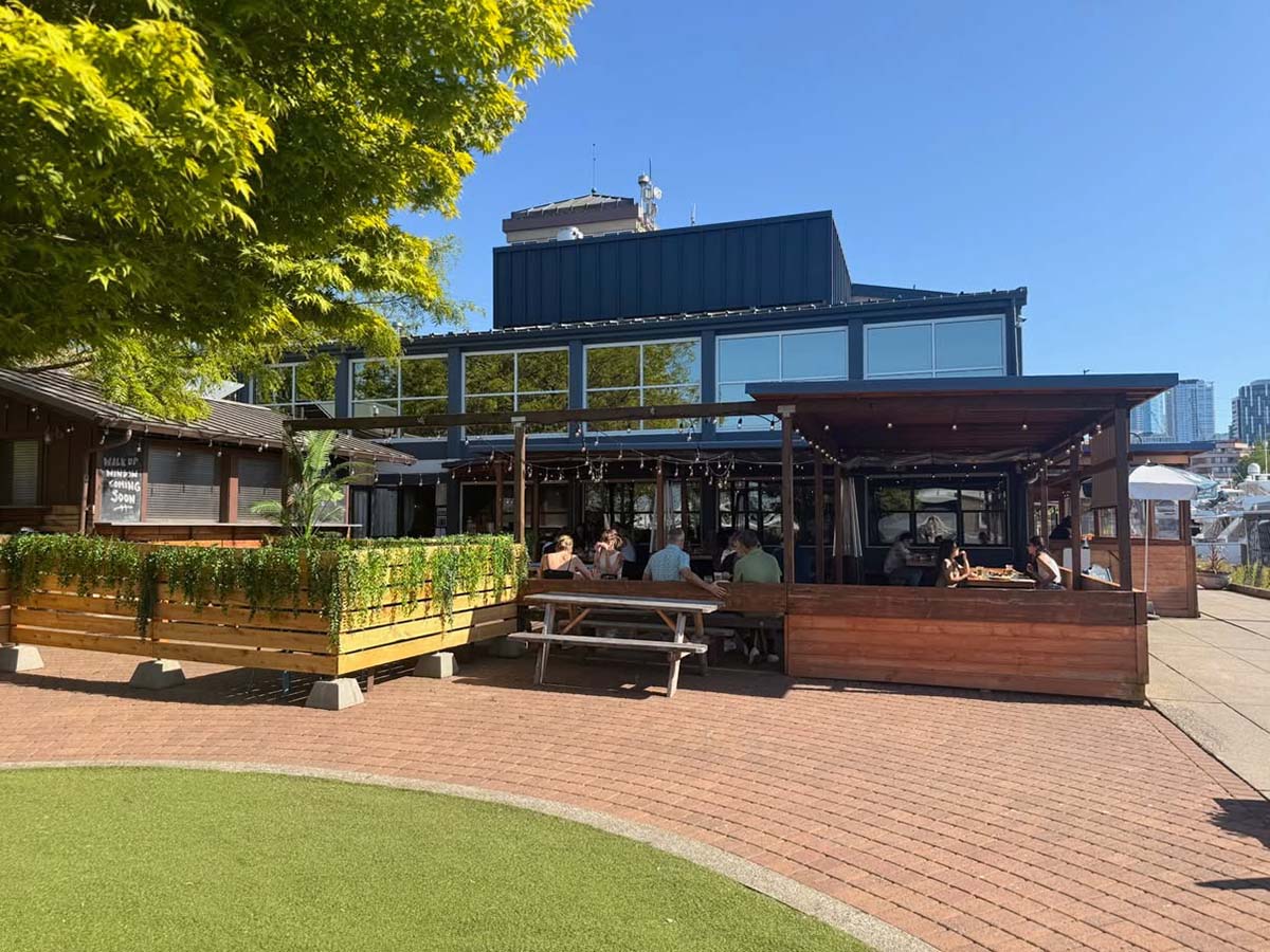 outdoor patio at White Swan Public House in Seattle